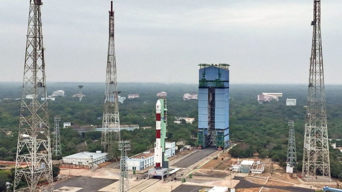 India Tests Orbital Data Centre on Failed PSLV Mission