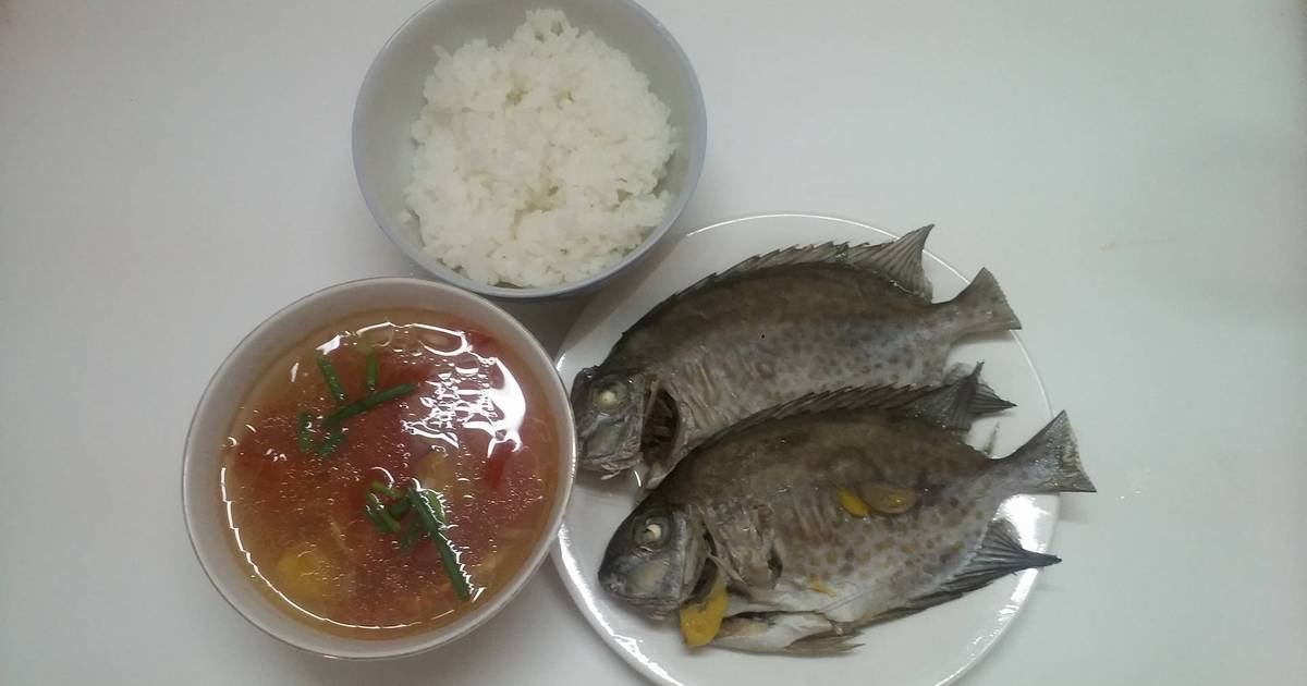 Cá dìa nấu canh thơm cà