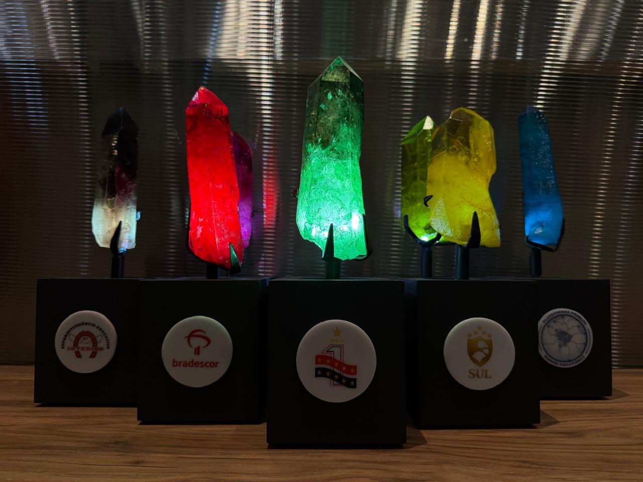 Bradesco — Troféu de Cristal Iluminado: vista 102 do projeto