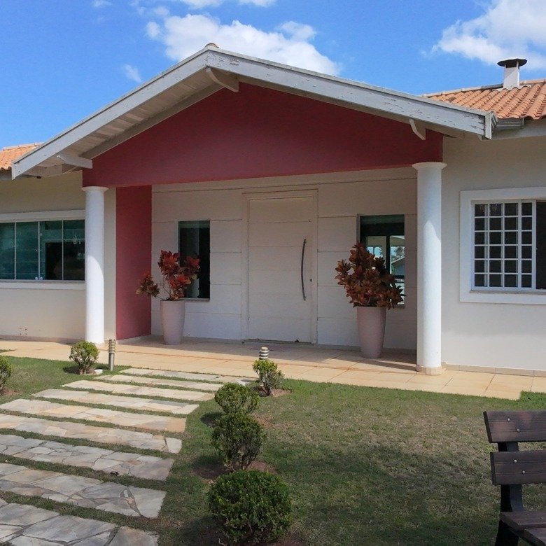 Foto 23 de Casa terréa com 4 suítes na Quadra GW Iate, um terreno amplo de 1.250m² e 320m² de construção