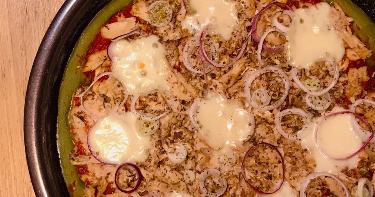 Pizza Cá Ngừ Hộp & Mozzarella Tươi