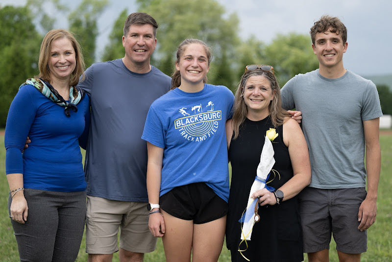 Photo from 2024.05.07 Senior Recognition