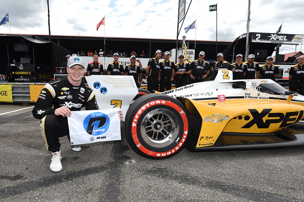 Josef Newgarden larga na frente em Mid-Ohio