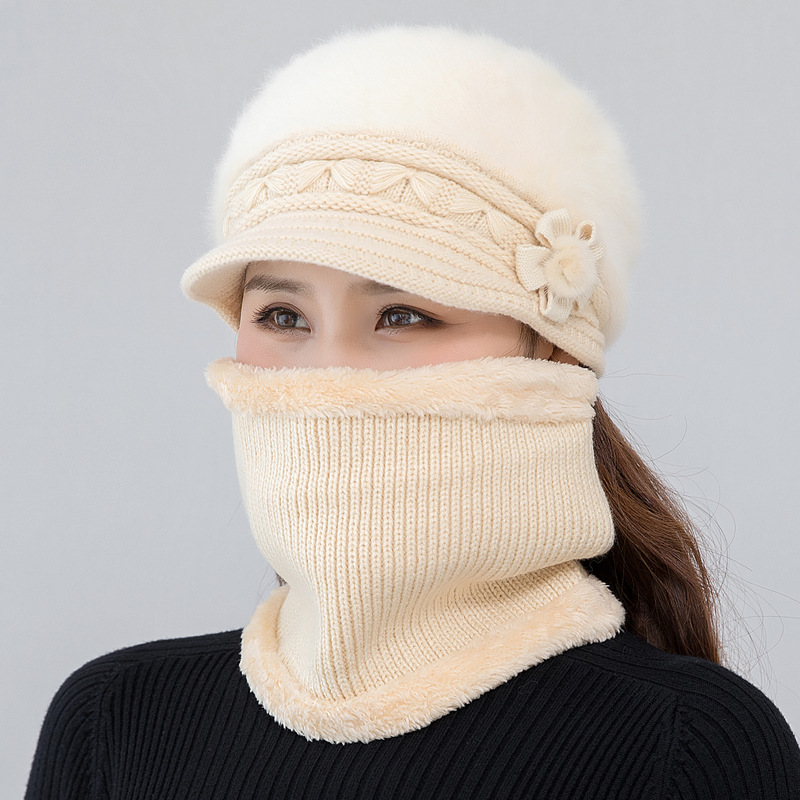 Knitted hat and scarf set, warm