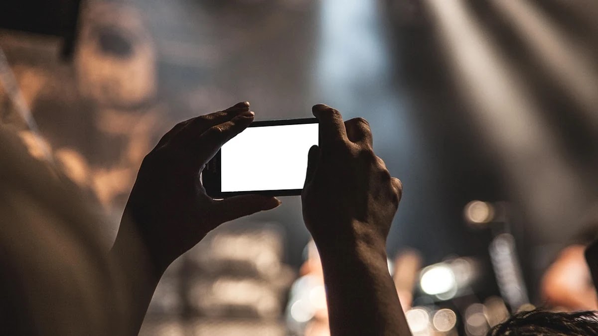 스마트폰 카메라 모듈 구조와 주요 기술 비교