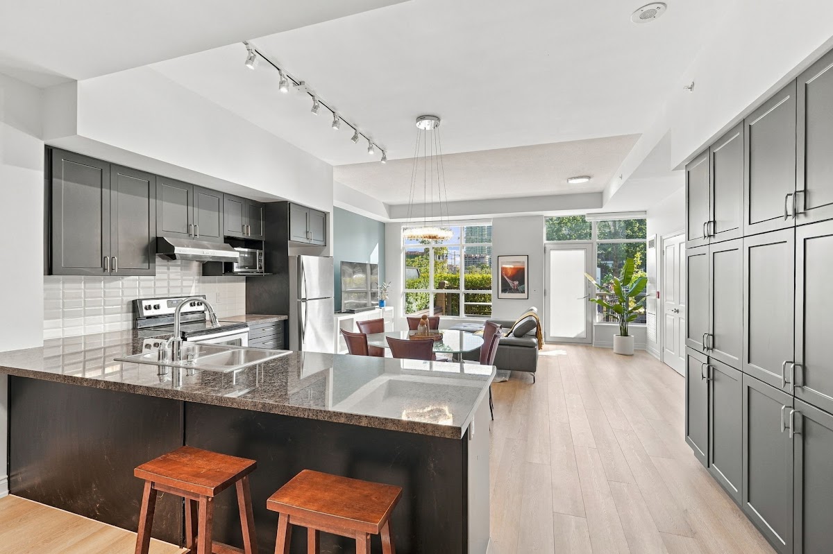 Kitchen island toward the living room