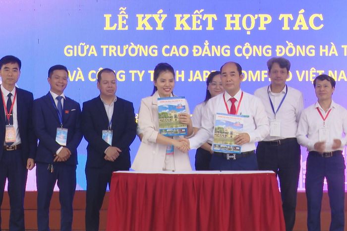 Kết nối doanh nghiệp, tạo việc làm cho sinh viên - Đài Phát thanh và truyền hình Hà Nội