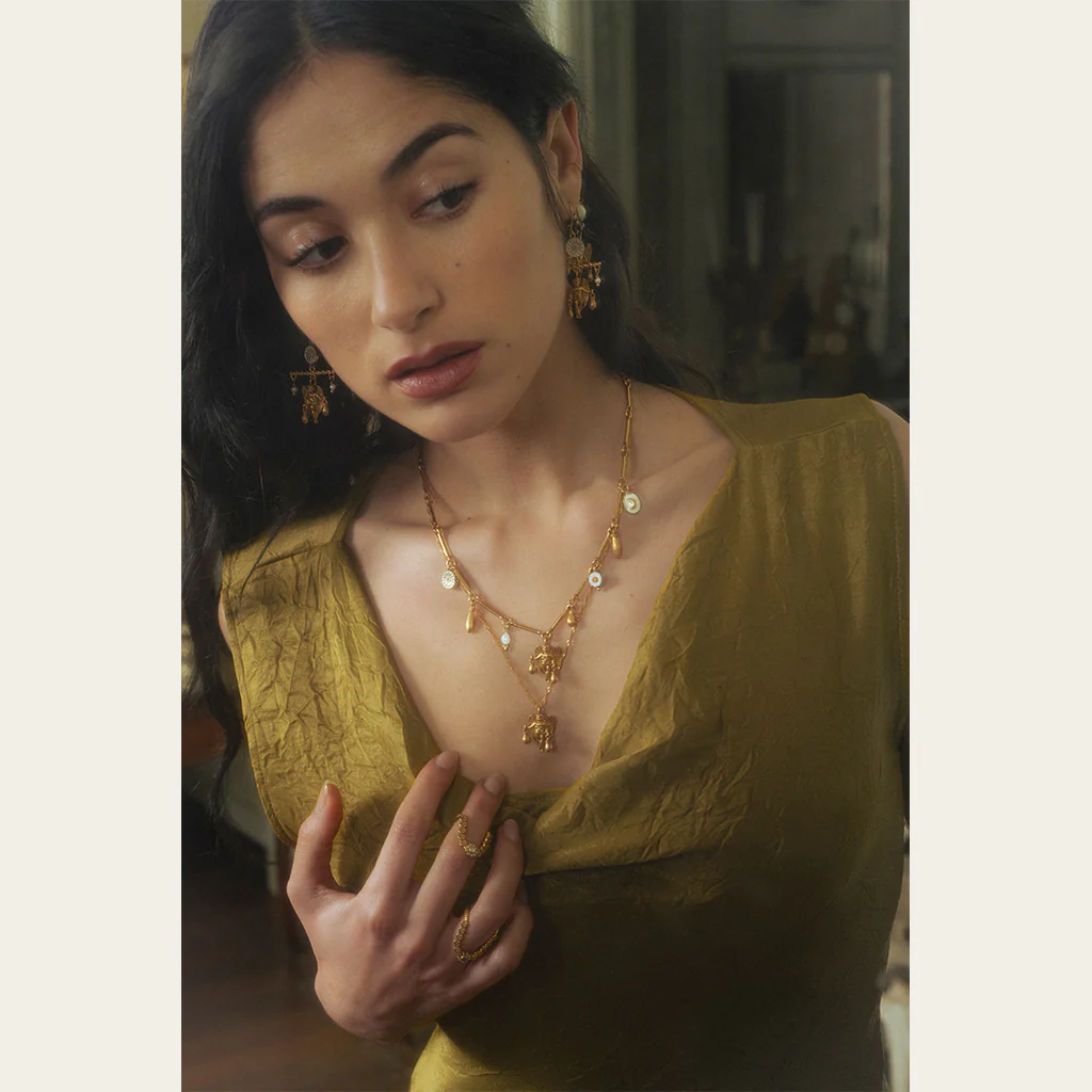 Кольцо изогнутое Sacha II