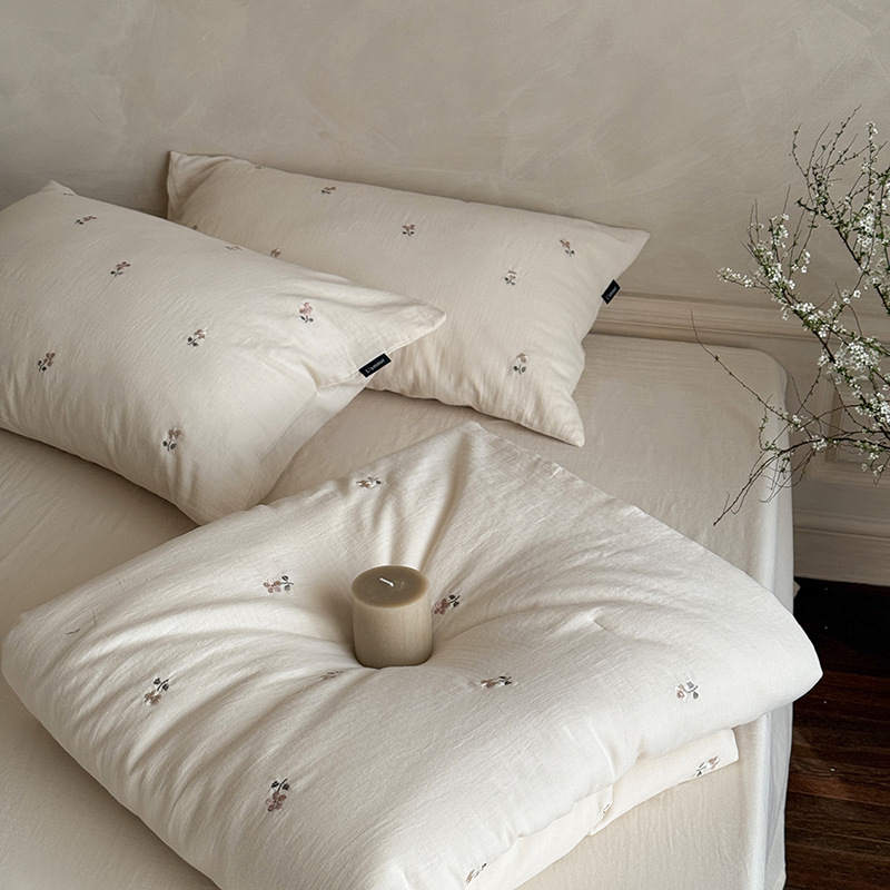 Cotton Summer Bedding Set, Floral Pattern, Four Pieces