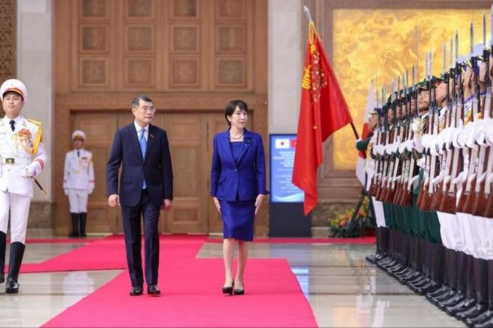 Thủ tướng Lê Minh Hưng hội đàm với Thủ tướng Nhật Bản Takaichi Sanae - Đài Phát thanh và truyền hình Hà Nội
