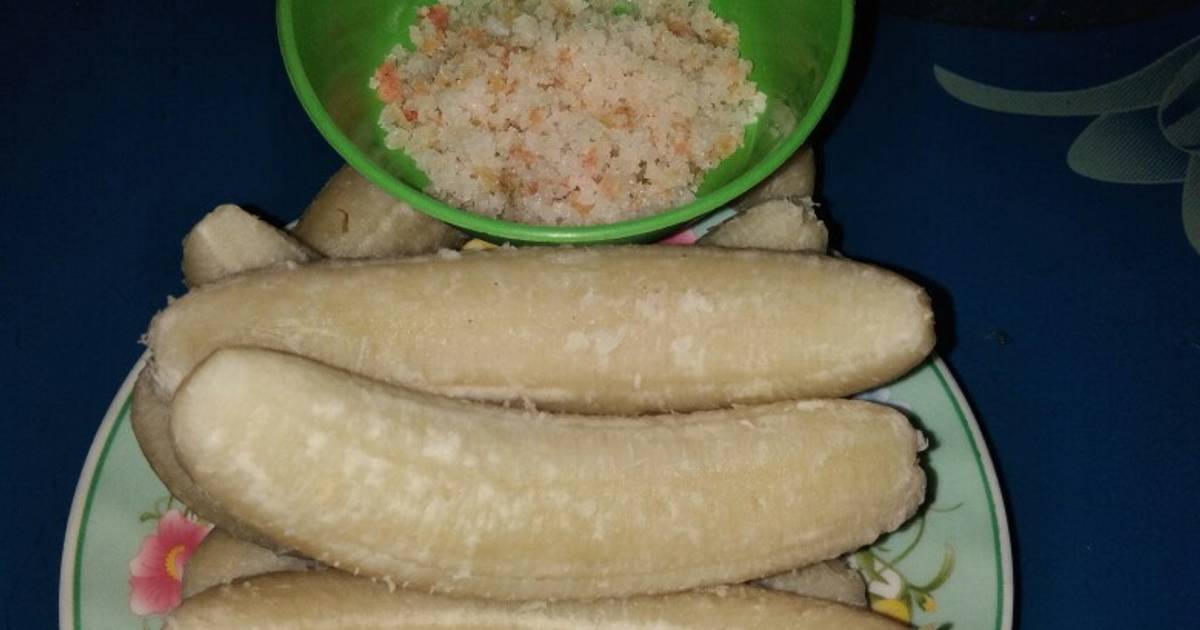 Chuối già nấu chấm muối ớt