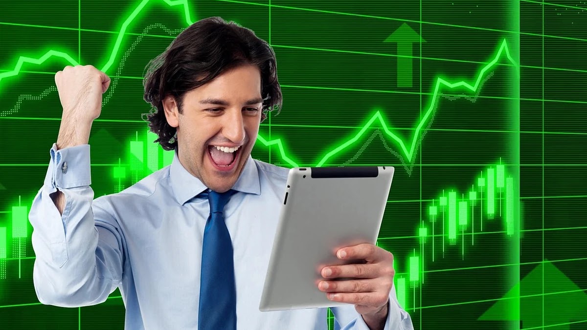 나스닥 ETF 투자 시 세금과 환헤지 옵션 선택 가이드