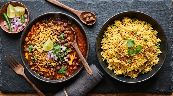 Misal Style Chana + Saffron Pulao