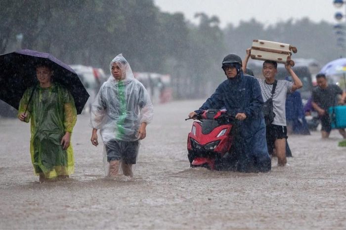 Hà Nội có thể xuất hiện 220 điểm ngập nếu mưa lớn kéo dài - Đài Phát thanh và truyền hình Hà Nội