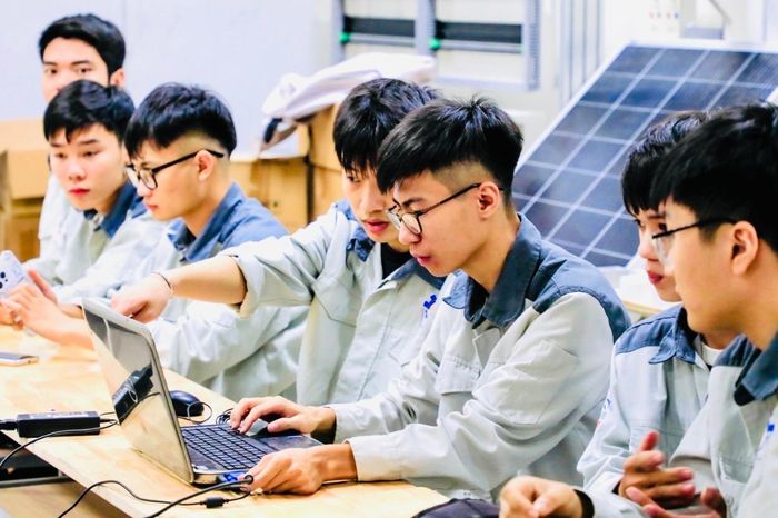 Doanh nghiệp đặt hàng đại học đào tạo nhân lực chất lượng cao - Đài Phát thanh và truyền hình Hà Nội