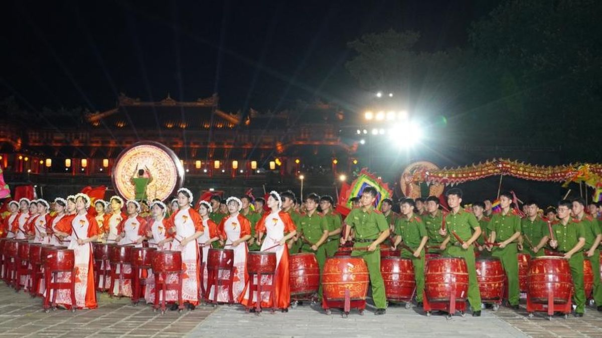 Khai mạc Hội thao quân sự, võ thuật và thể thao Công an nhân dân năm 2026 - Khu vực II - Báo Thừa Thiên Huế