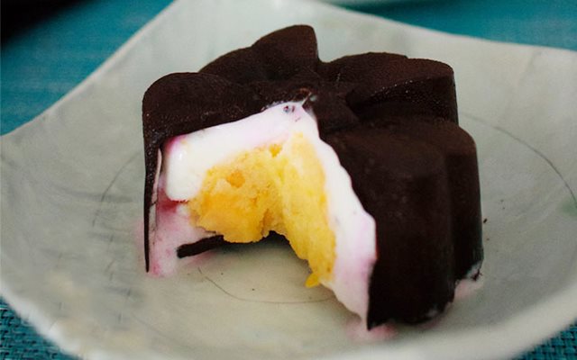 Bánh Trung Thu Chocolate Nhân Kem