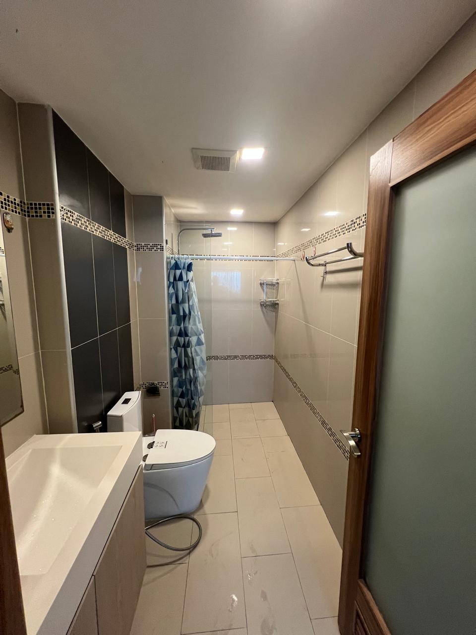 Montrari - 2 Bed, Floor 4 3