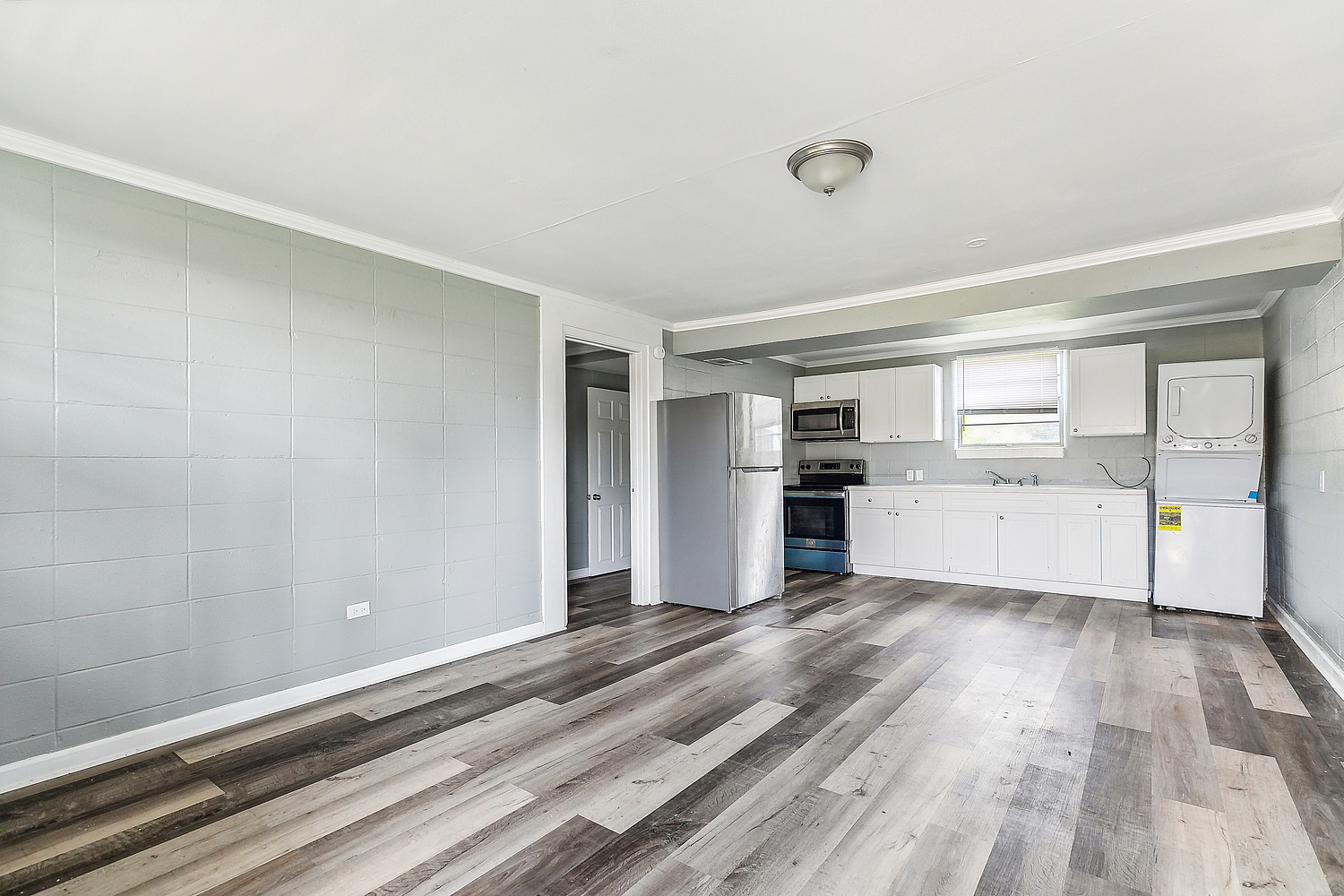 Kitchen and dining area