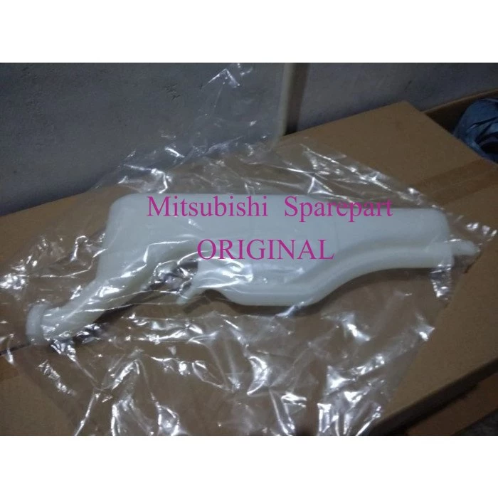 Tabung Cadangan Air Radiator Mitsubishi Xpander Ori untuk Keamanan Berkendara