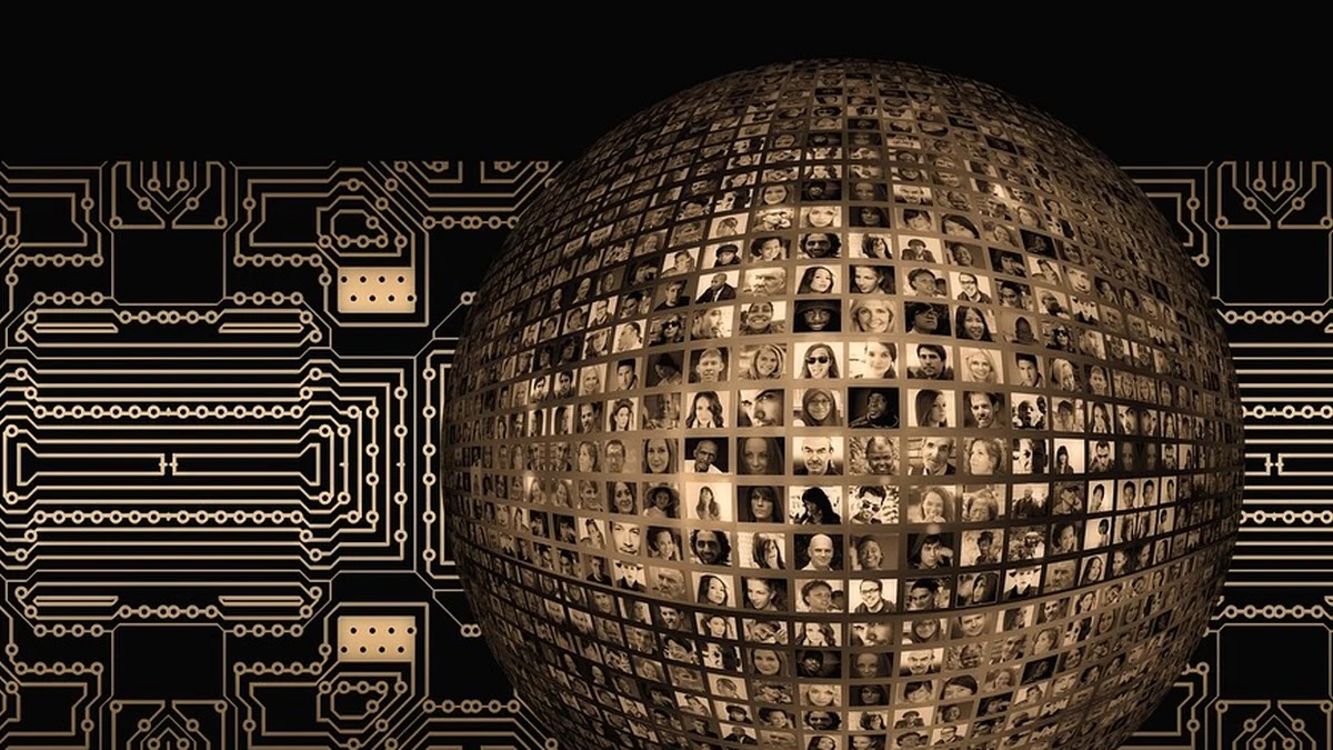 미디어 플랫폼 추천 알고리즘의 작동 원리와 사용자 반응 분석