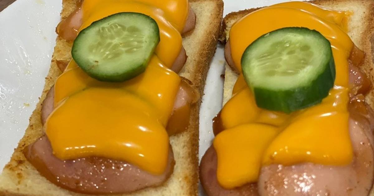 Bánh mì xúc xích Phomai
