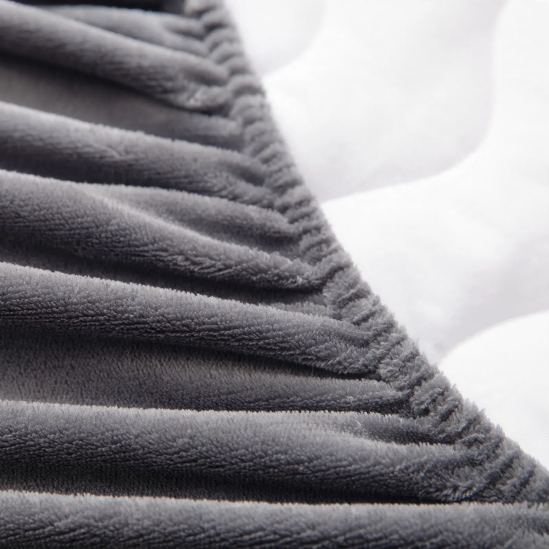 Milk fiber fitted sheet with padding, washable