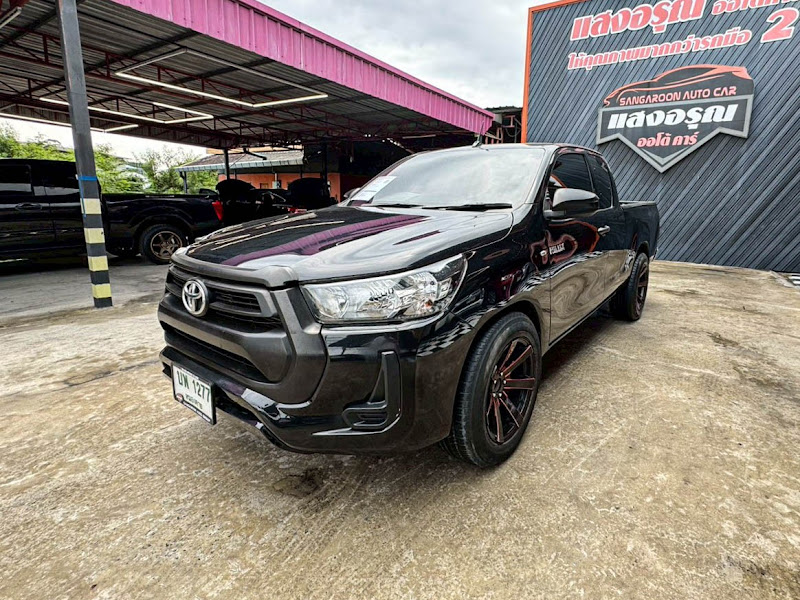 TOYOTA HILUX REVO