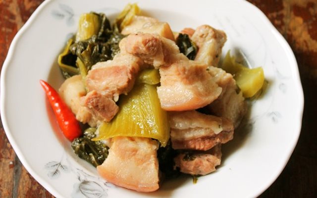 Thịt Ba Chỉ Kho Cải Chua