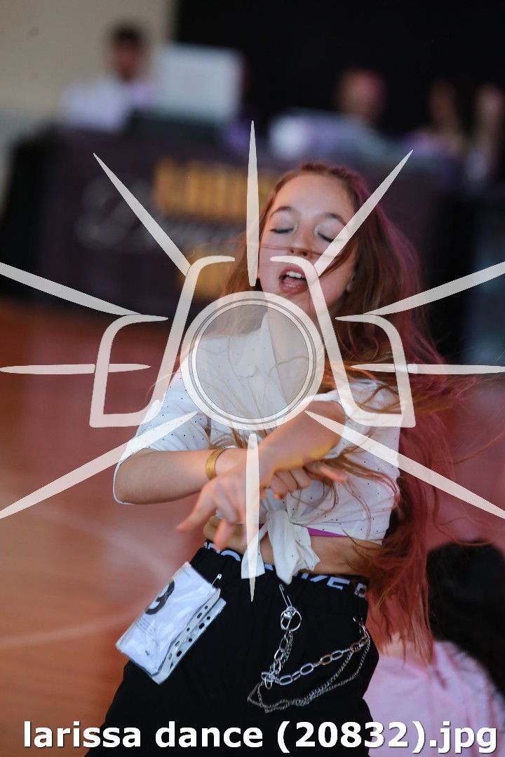 larissa dance (20832).jpg
