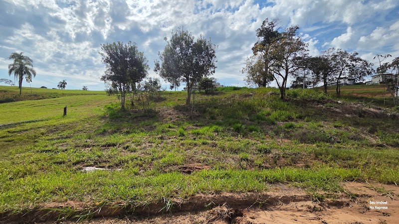 Lote à venda para quem quer vista para a mata no Riviera de Santa Cristina XIII