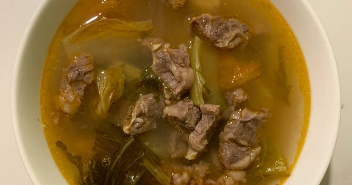 Canh bò hầm dưa chua