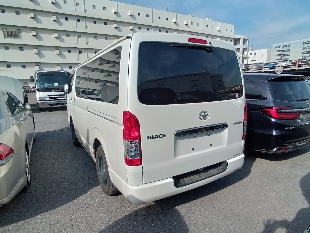 Toyota Hiace