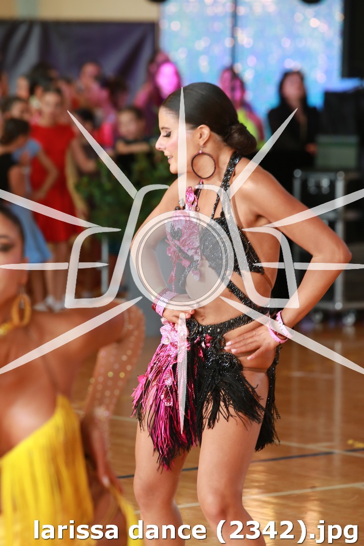 larissa dance (2342).jpg