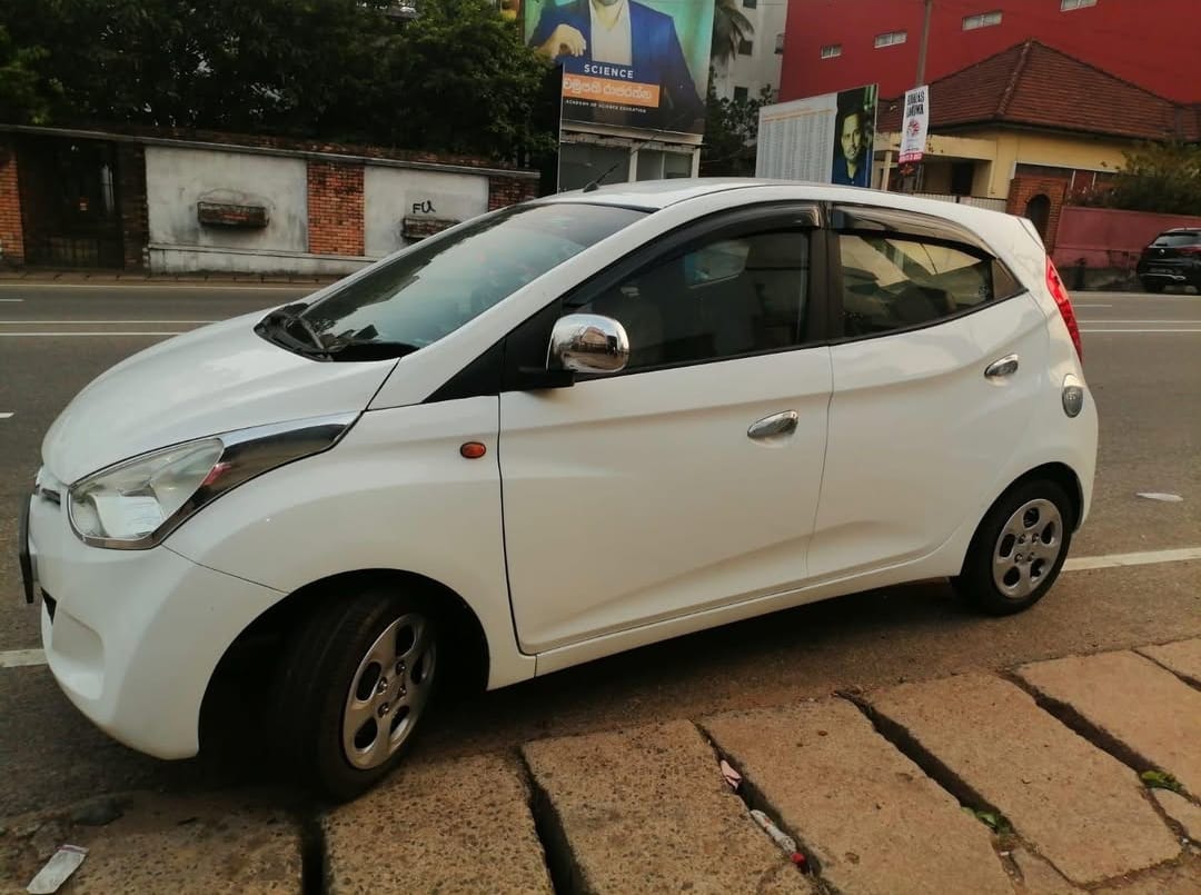 2015 Hyundai Eon magna 0761842237 gallery