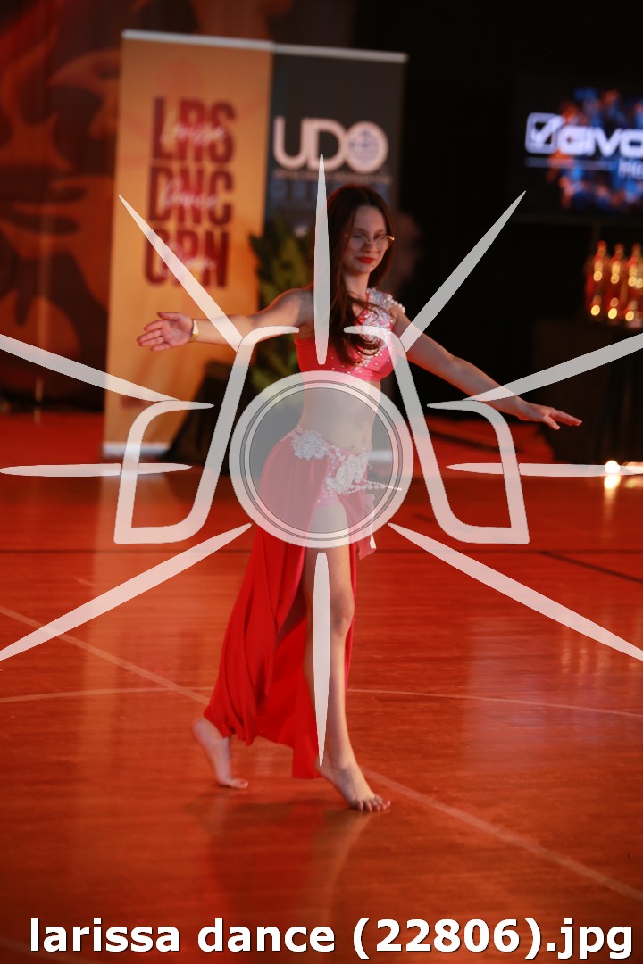 larissa dance (22806).jpg