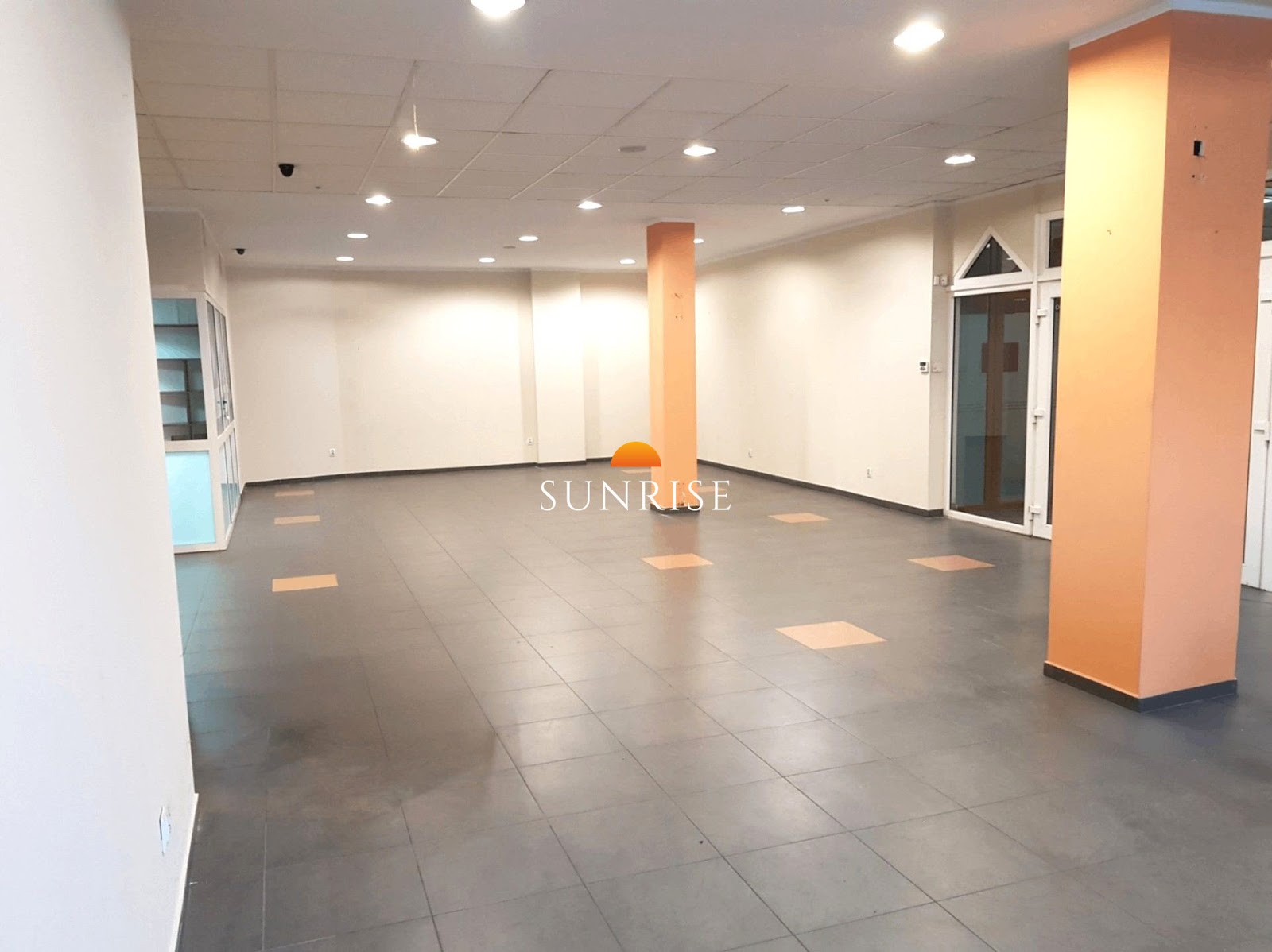 Atrakcyjny lokal inwestycyjny w ścisłym centrum Kołobrzegu - 198,5 m² — zdjęcie 2