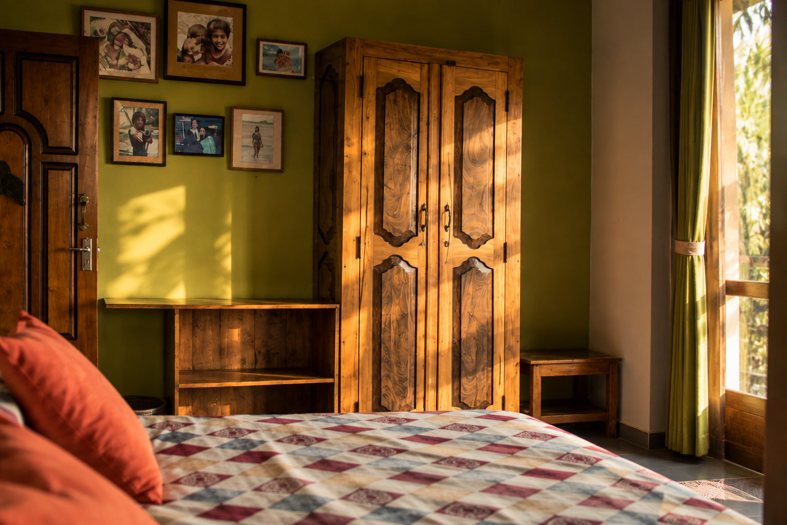 Room 2 Double Suite View 3