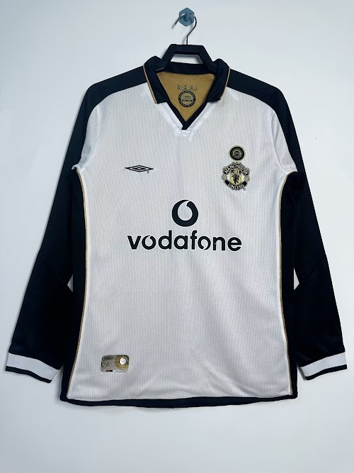 Camiseta de manga larga reversible del centenario del Manchester United 2001-02.jpeg