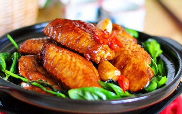 Cánh Gà Om Húng Quế