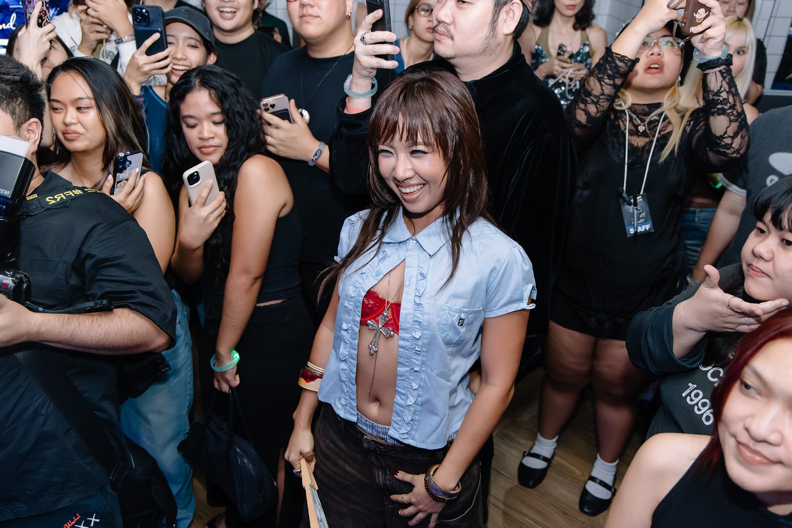 เริ่ด เริ่ด เริ่ด! เปิดคลับฉลอง Thailand - FLO Therapy at the Club Party แบบจอยกันสุดเหวี่ยง ฉลองอัลบั้มใหม่ และต้อนรับสาว ๆ แลนด์ดิ้งกรุงเทพฯ แสดงคอนเสิร์ตแรกในไทย ภาพที่ 28