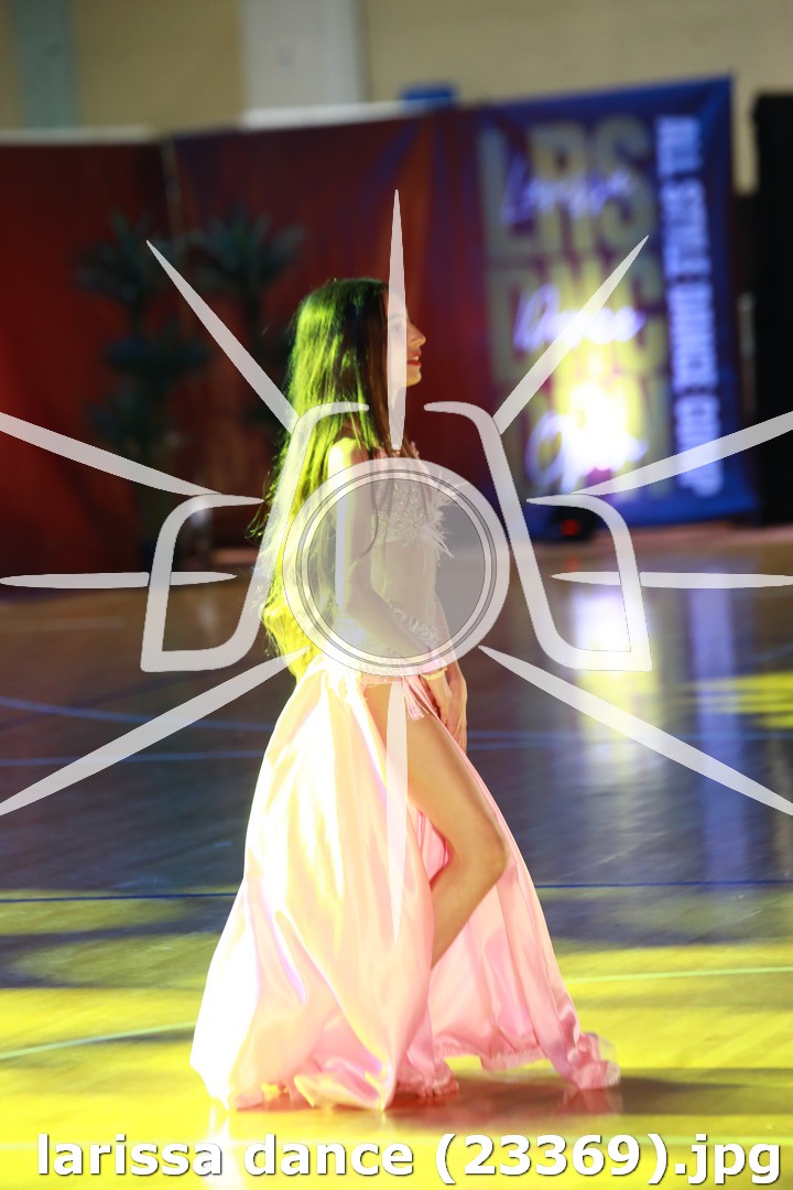 larissa dance (23369).jpg