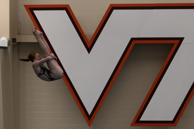 Photo from C: New River Diving of Jill Grim