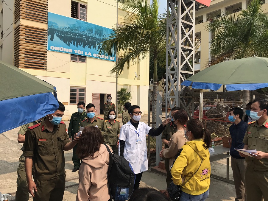 Trung tâm Giáo dục Quốc phòng và An ninh Trường Đại học Tây Bắc triển khai giảng dạy cho sinh viên Trường Cao đẳng Sư phạm Điện Biên