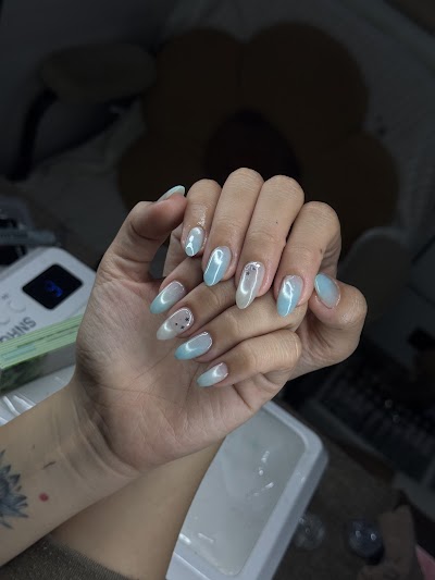 Mẫu nail 240k