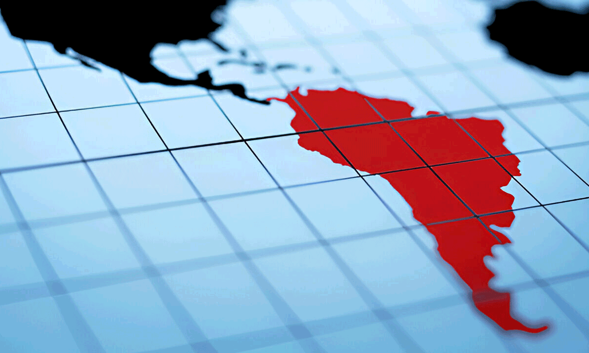 Universidad estadounidense fortalece su presencia global con operaciones en más de 20 países