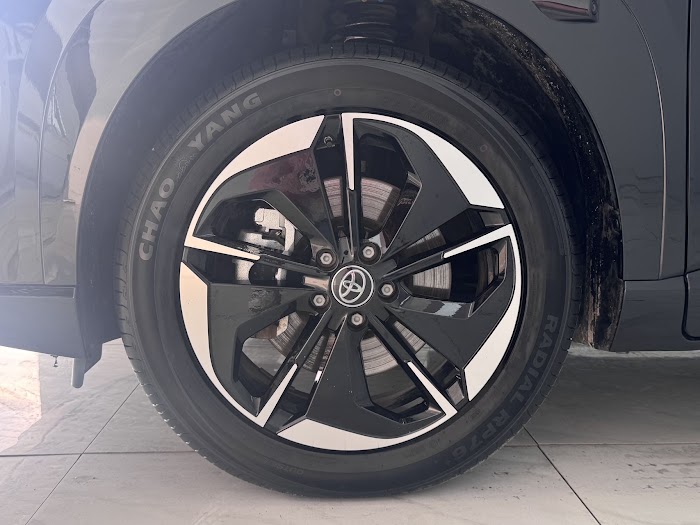 TOYOTA BZ3X