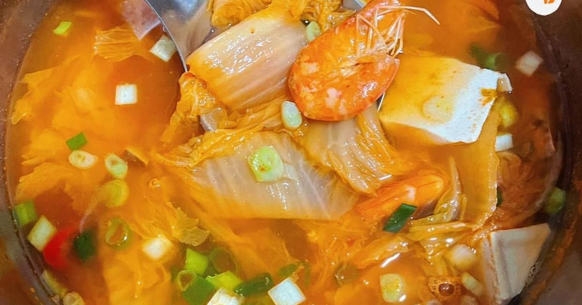 Canh kim chi đậu phụ nấu tôm
