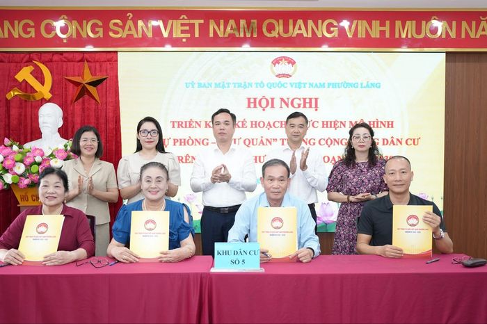Mô hình '3 tự phòng, 3 tự quản': Trách nhiệm từ mỗi nếp nhà - Đài Phát thanh và truyền hình Hà Nội