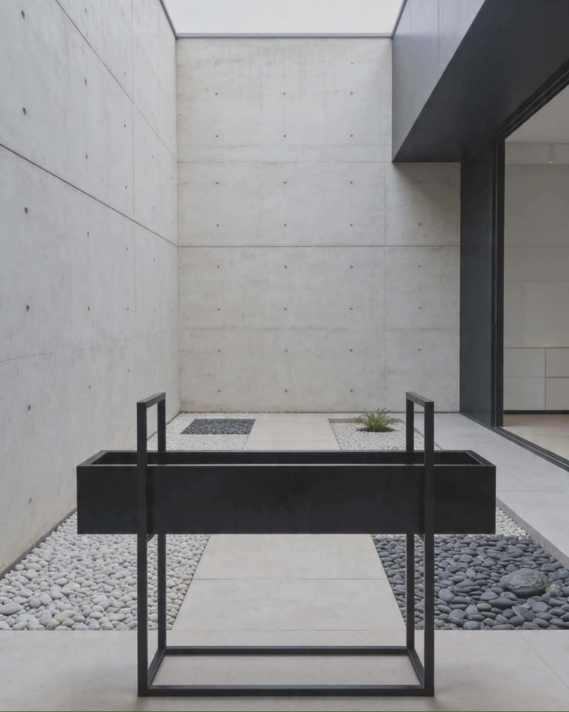 WMS concrete pot design 35